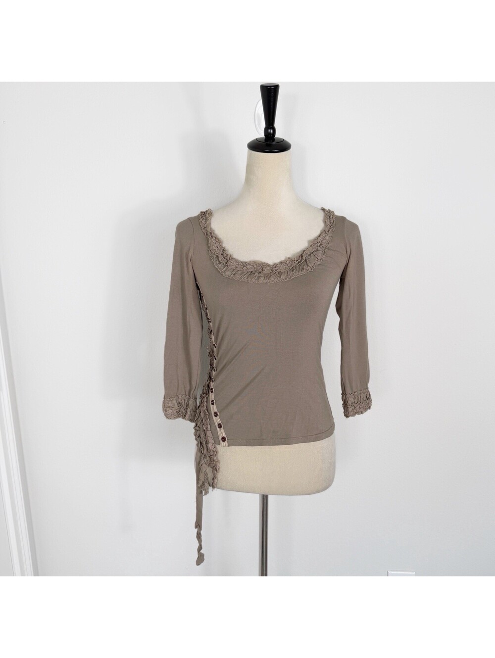 Karen Millen Y2K 3/4 Sleeve Top Ruffled Asymmetric Button Accent Coquette Sz 6